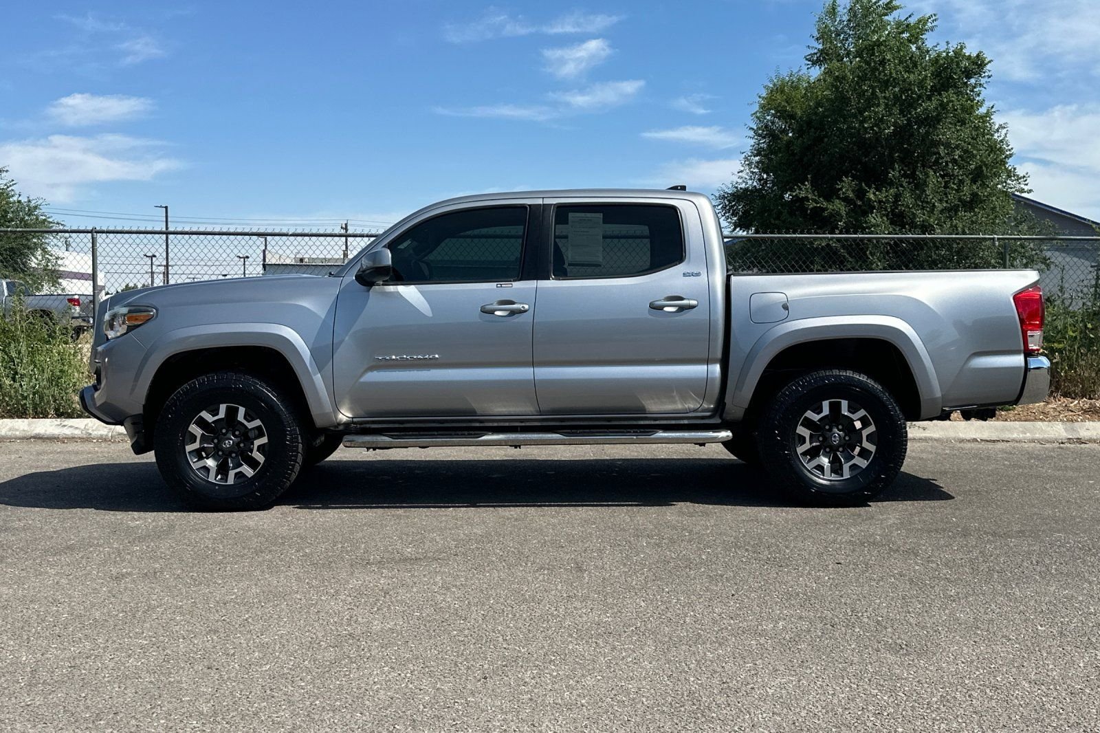 Used 2017 Silver Toyota SR5 image 7