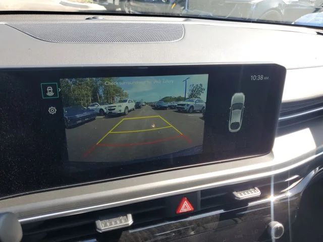 2025 Kia K5 GT-Line - Photo 17