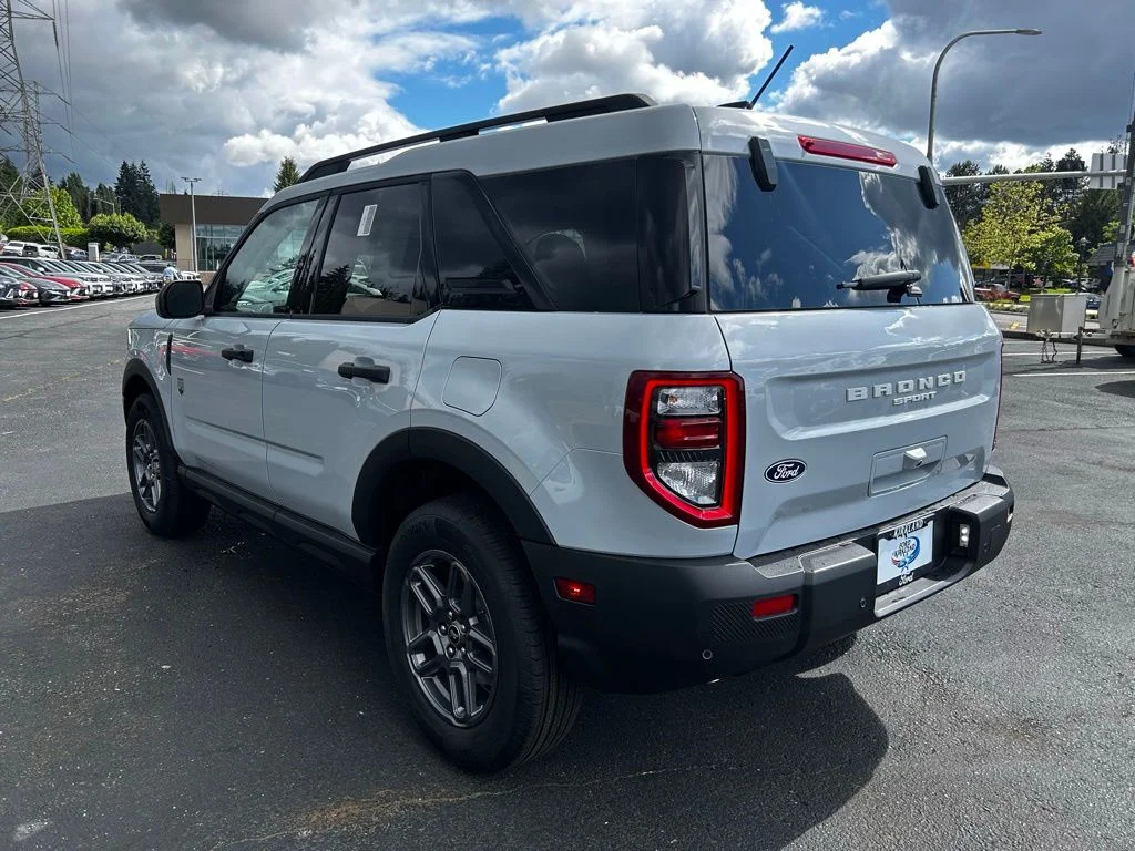 New 2026 Space White Metallic Ford Big Bend® image 7