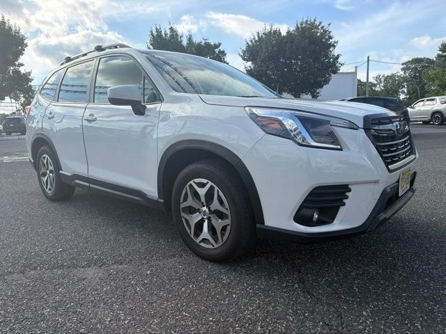 Used 2024 Crystal White Pearl Subaru Premium image 2