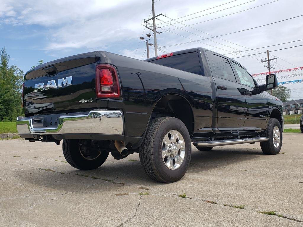 Used 2026 Diamond Black Crystal Pearlcoat Ram Big Horn image 3