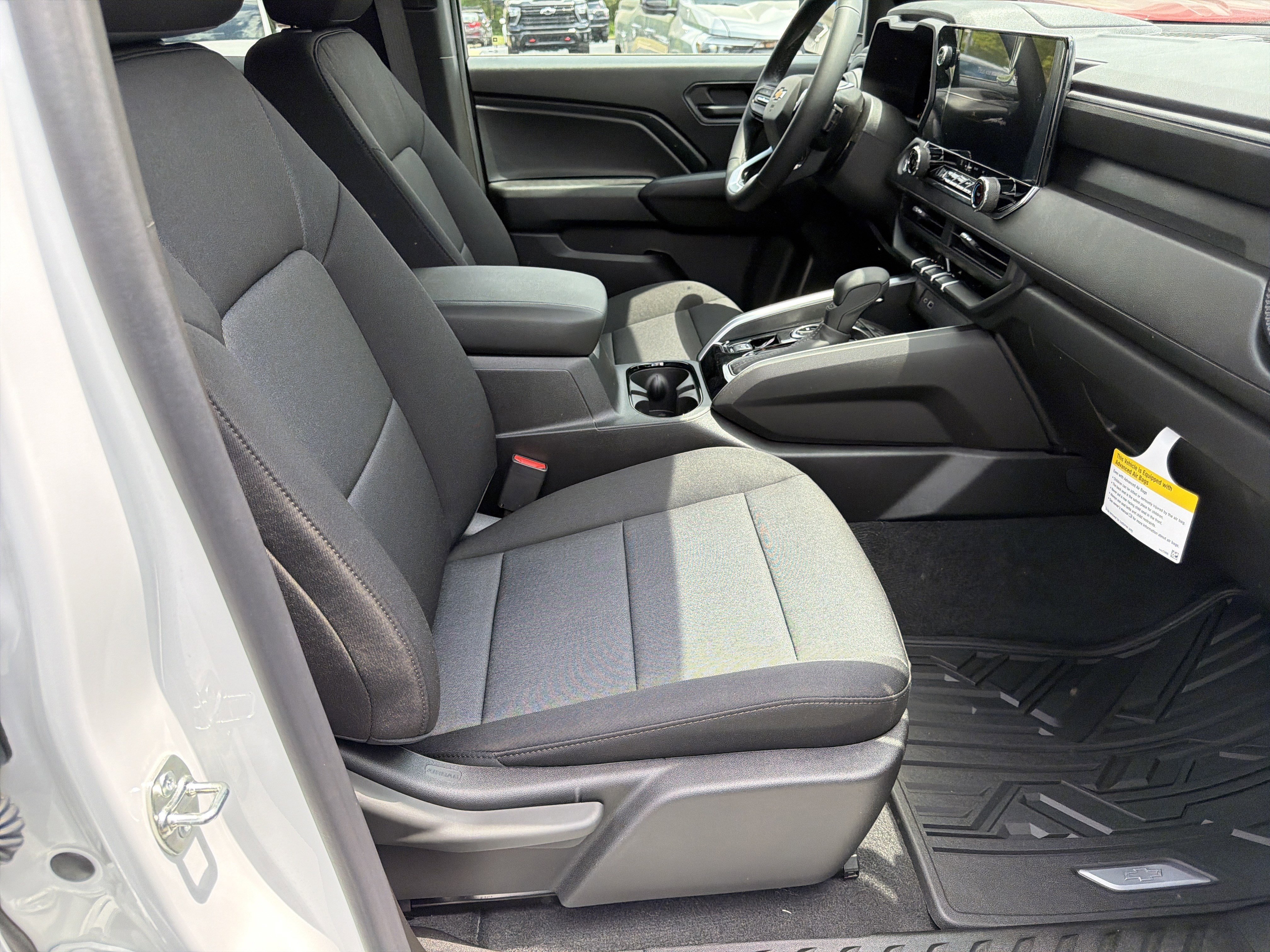 2026 Chevrolet Colorado Work Truck - Photo 13