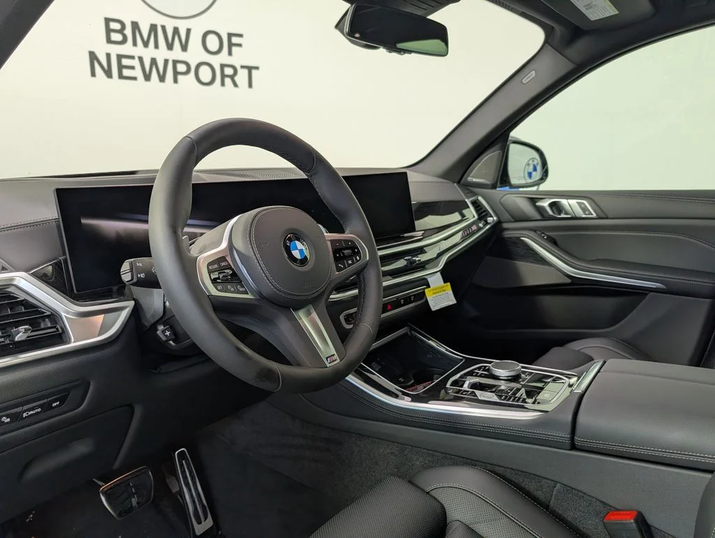 New 2026 Gray BMW xDrive40i image 11
