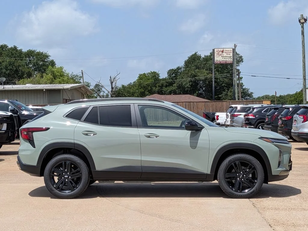 2026 Chevrolet Trax Activ - Photo 9