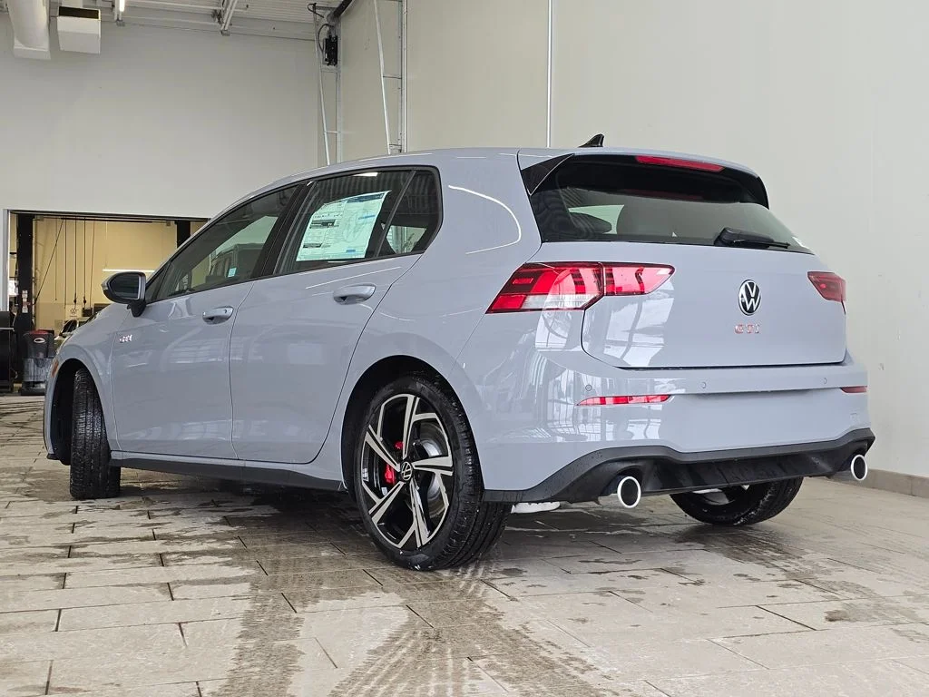 2026 Volkswagen Golf GTI SE - Photo 9