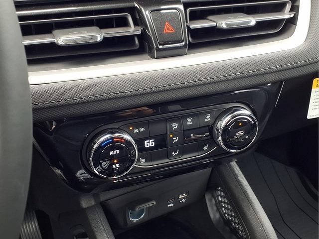 New 2026 Mosaic Black Metallic Chevrolet LT image 5