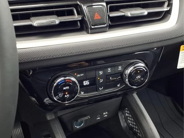 New 2026 Mosaic Black Metallic Chevrolet LT image 5