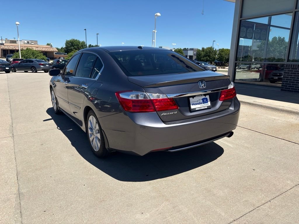 Used 2014 Gray Honda EX-L image 7
