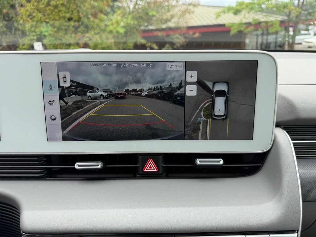 Used 2024 Atlas White Hyundai Limited image 24