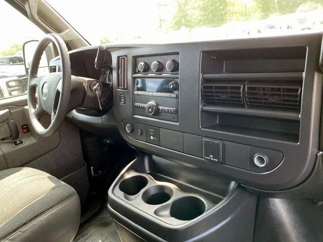 Used 2024 Summit White GMC Work Van image 11