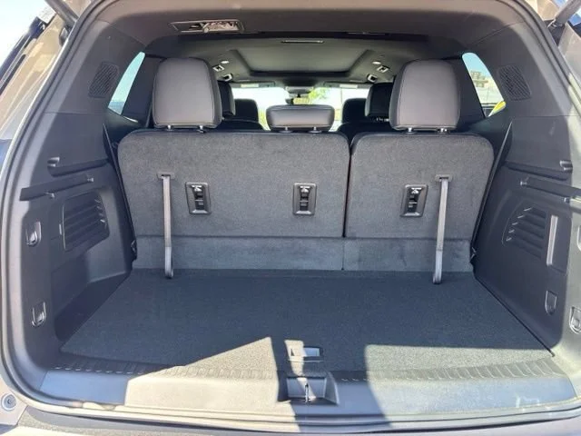 New 2026 Riverstone Metallic GMC AT4 image 20