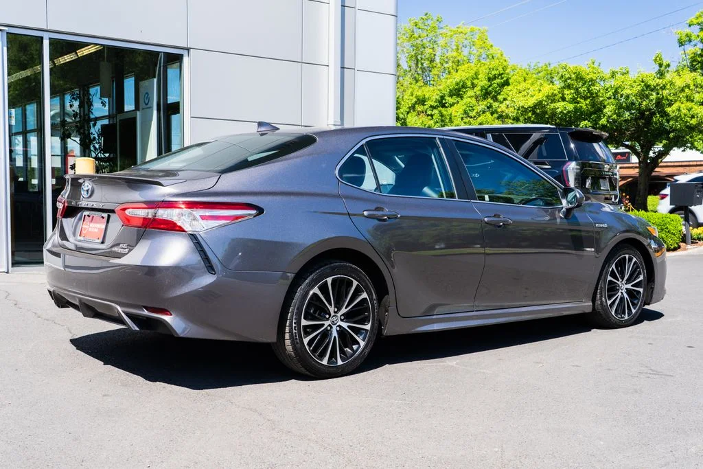 Used 2020 Gray Toyota SE image 6