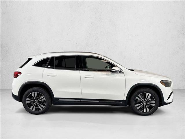 New 2026 Polar White Mercedes-Benz GLA 250 image 33