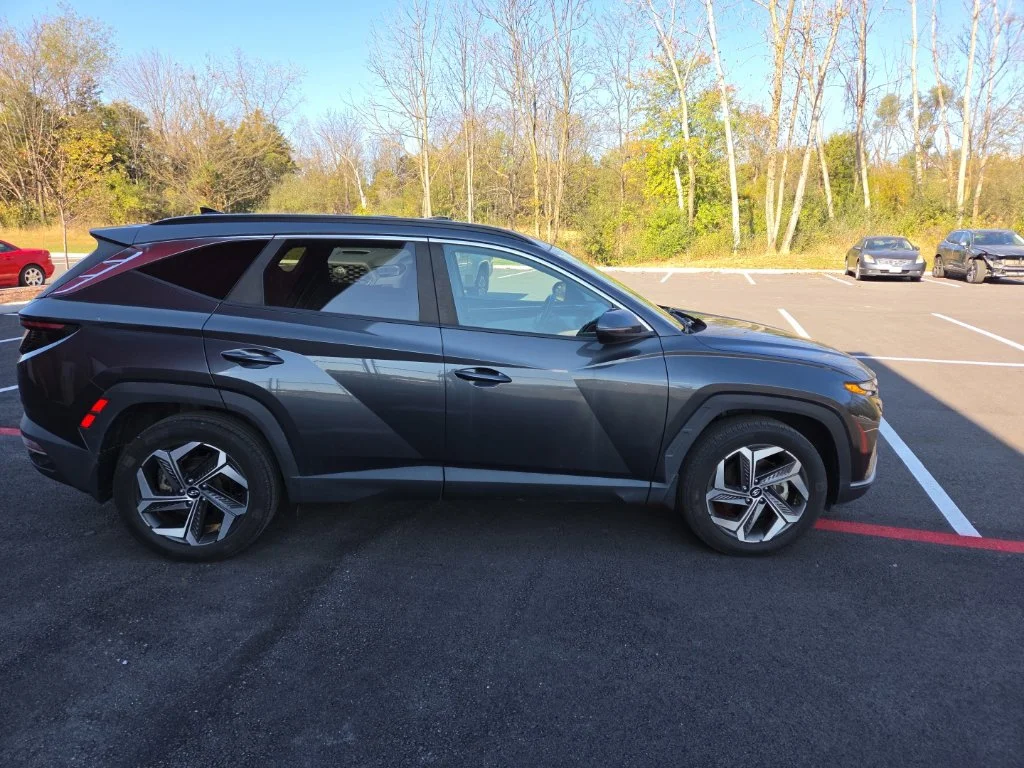 Used 2024 Gray Hyundai SEL image 5