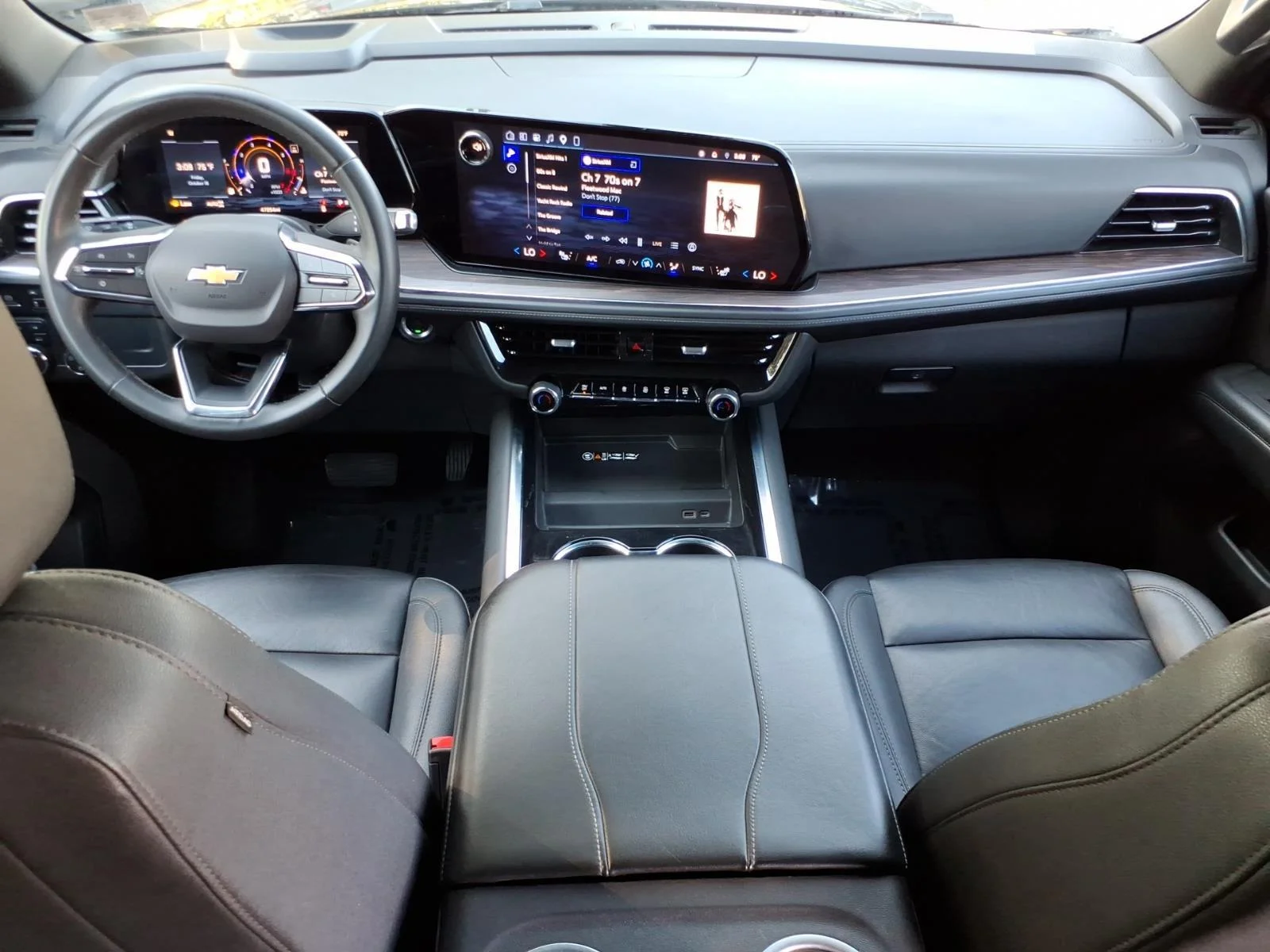 Used 2025 Black Chevrolet LT image 23