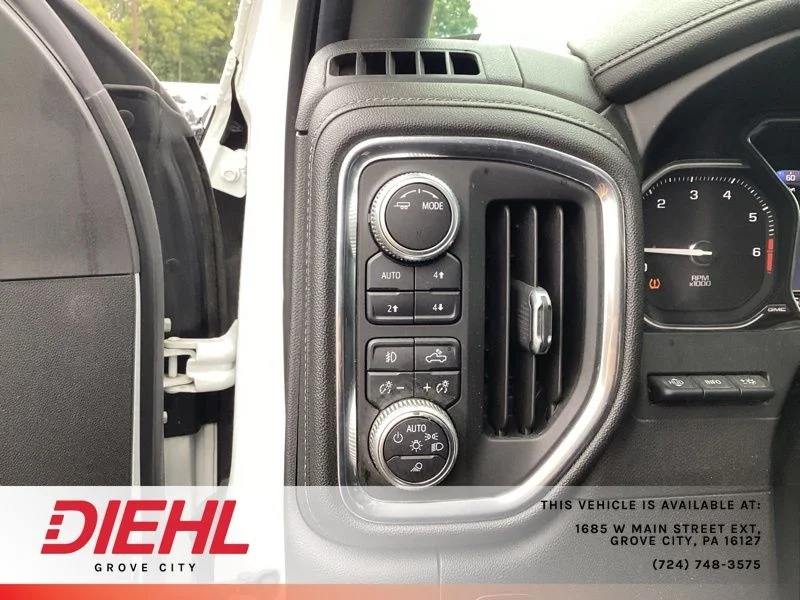 Used 2020 White GMC SLT image 26