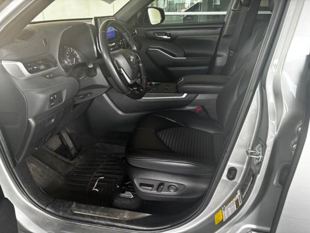 Used 2023 Silver Toyota XSE image 8