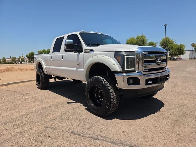 Used 2016 White Ford Lariat image 1
