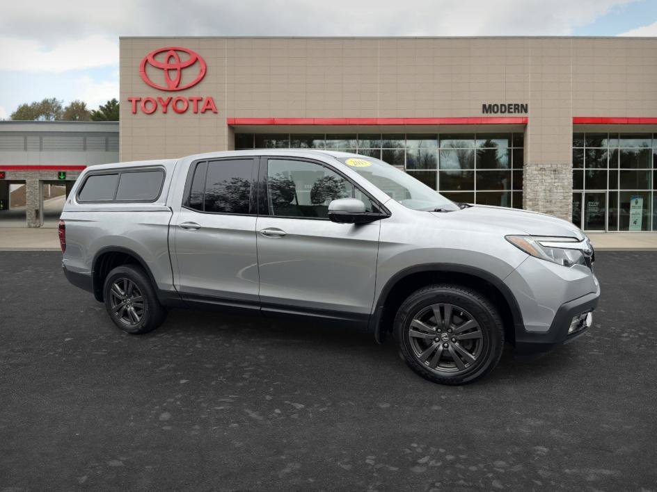 Used 2019 Lunar Silver Metallic Honda Sport image 3