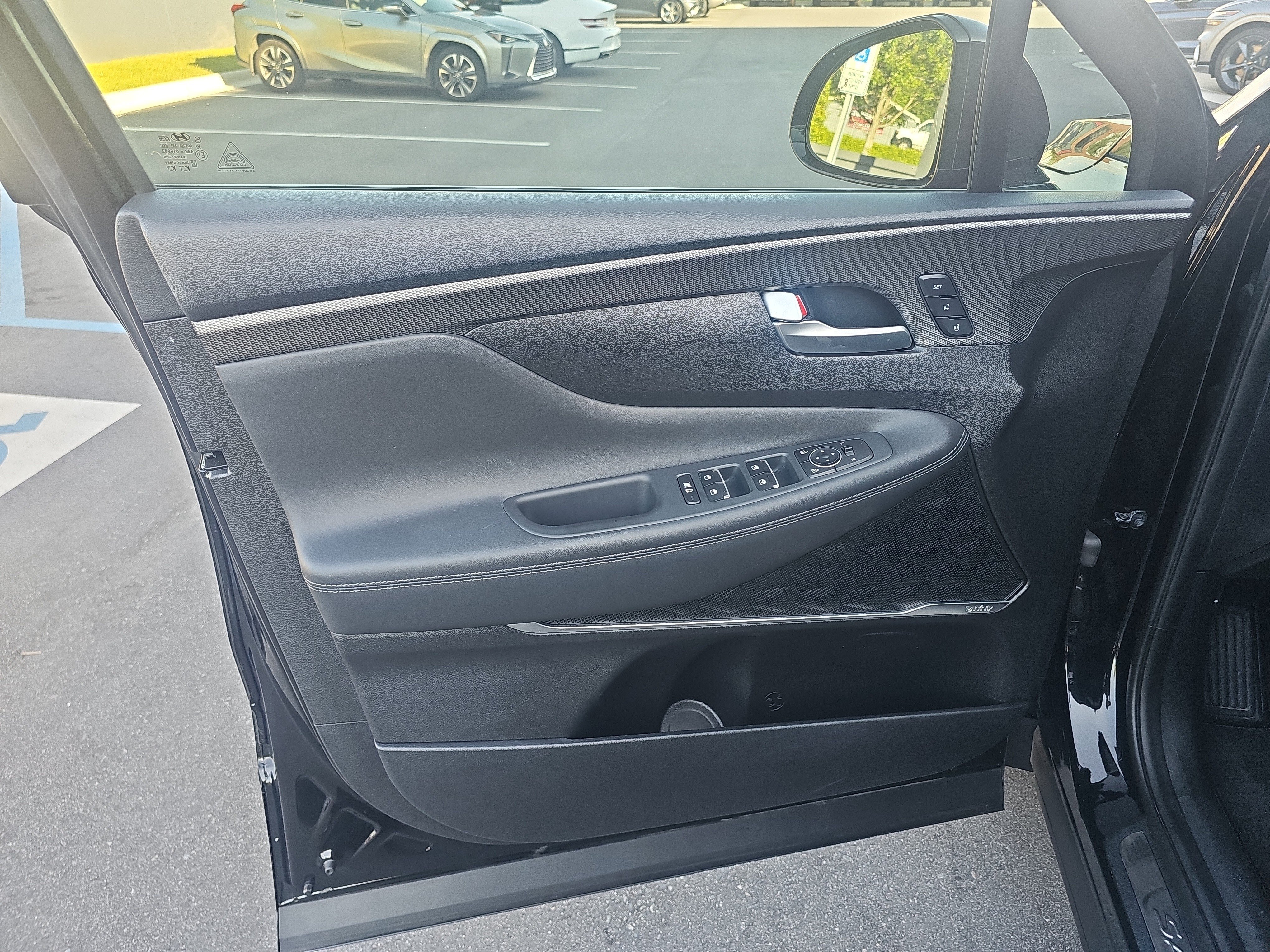 Used 2020 Twilight Black Hyundai Limited image 9