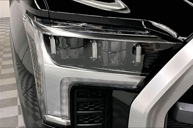 2026 Toyota Tundra Limited - Photo 33