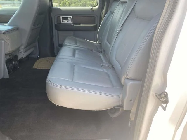 Used 2013 White Ford Lariat image 11