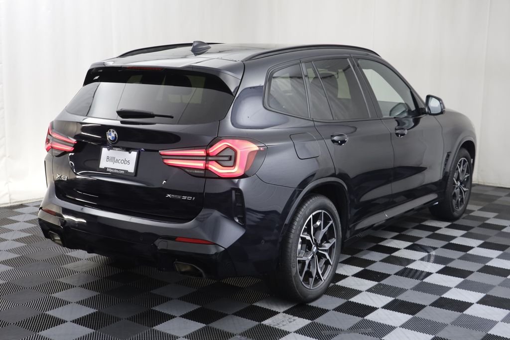 Certified Used 2024 Carbon Black Metallic BMW xDrive30i image 20