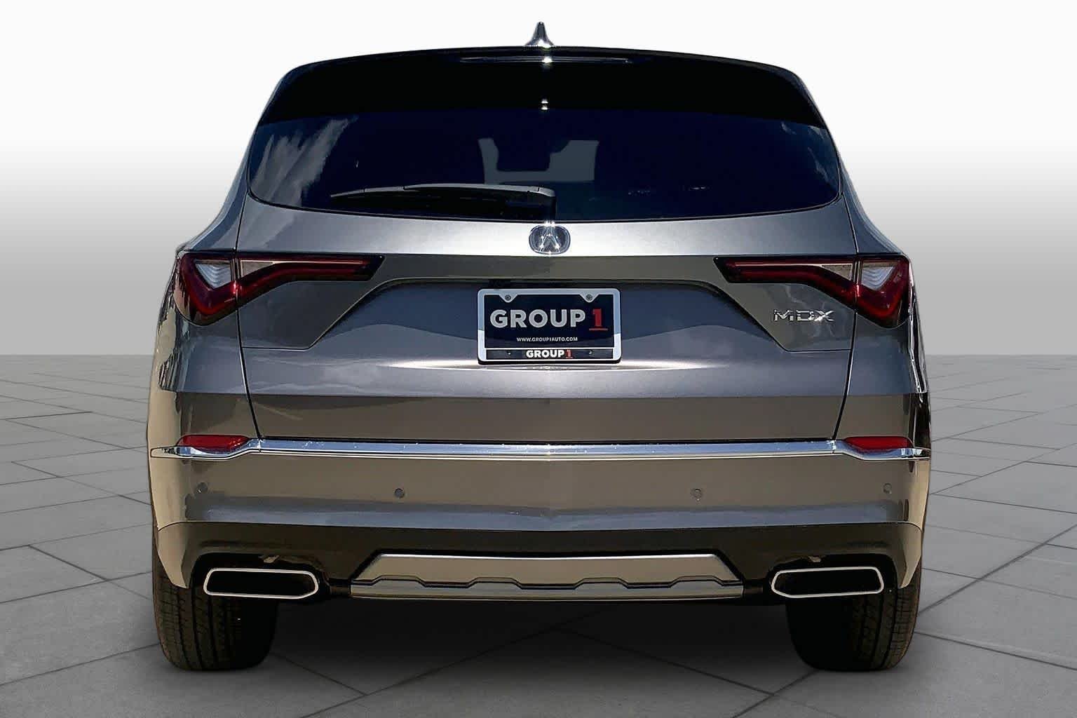 Used 2026 Liquid Carbon Metallic Acura w/Technology Package image 5