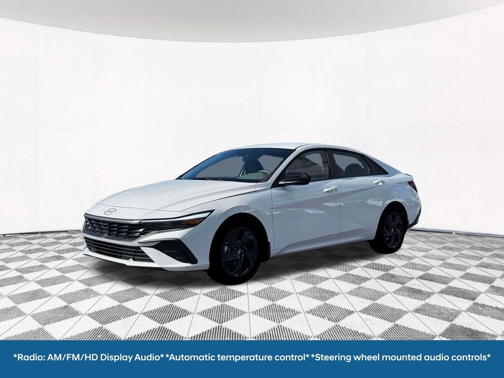 New 2026 White Hyundai SEL Sport image 2