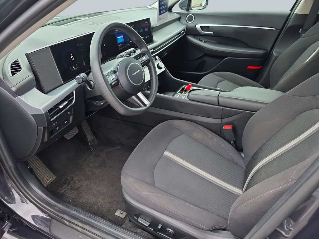 2025 Hyundai Sonata SEL - Photo 10