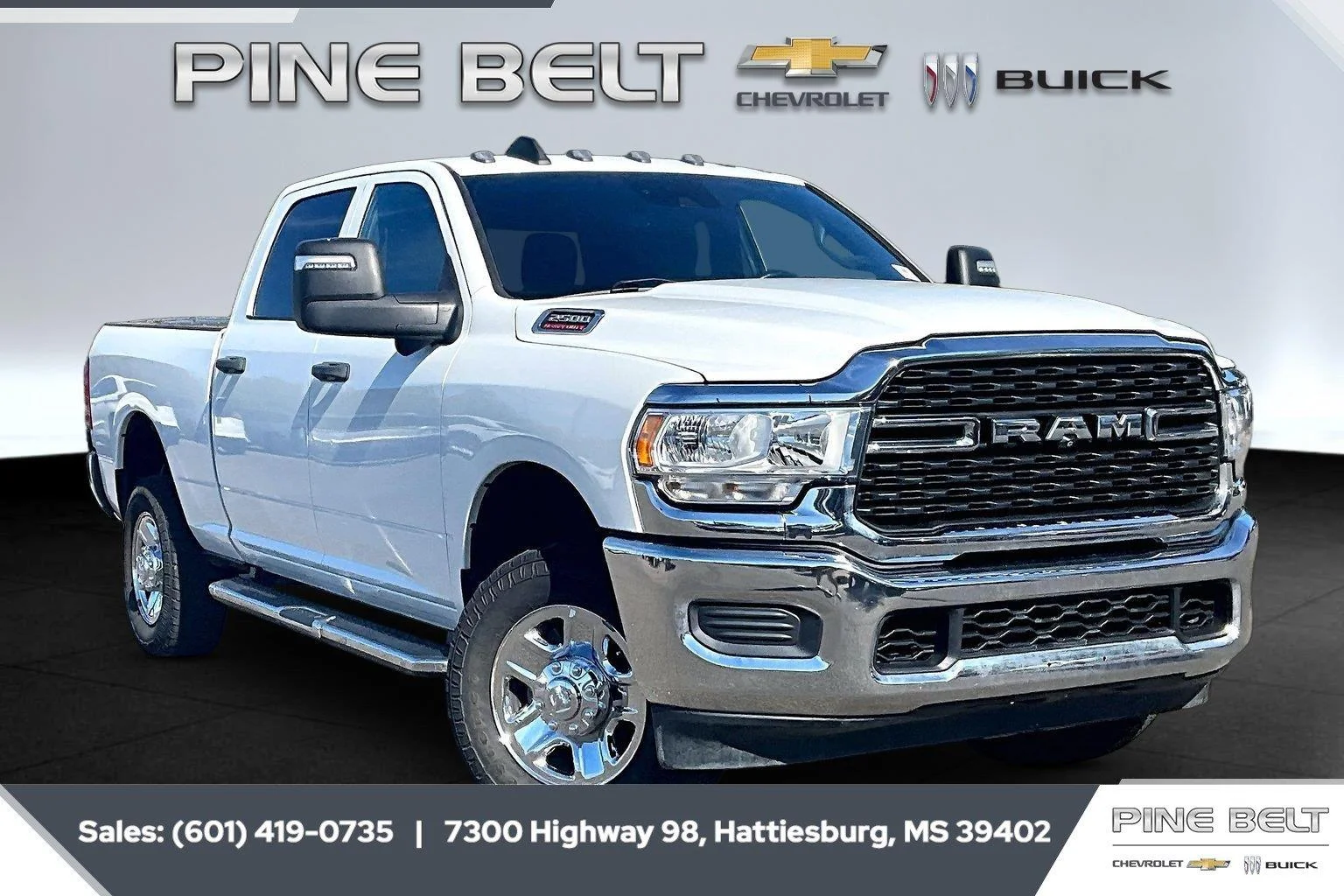 Used 2023 Summit White Ram Tradesman image 1