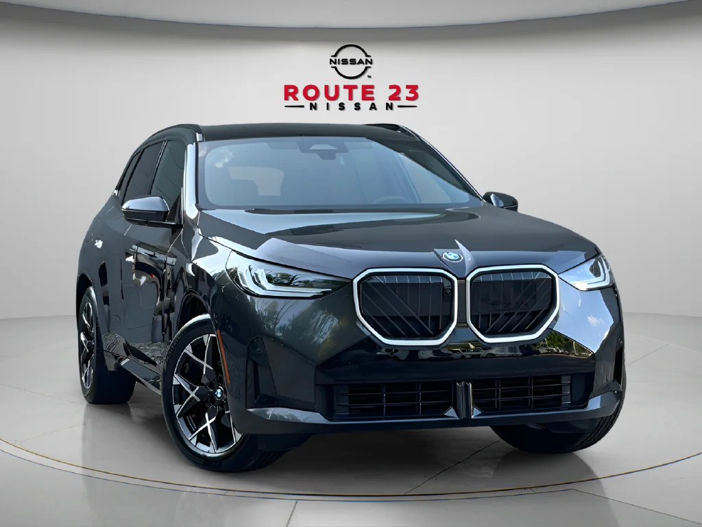 Used 2026 Gray BMW 30 xDrive image 4