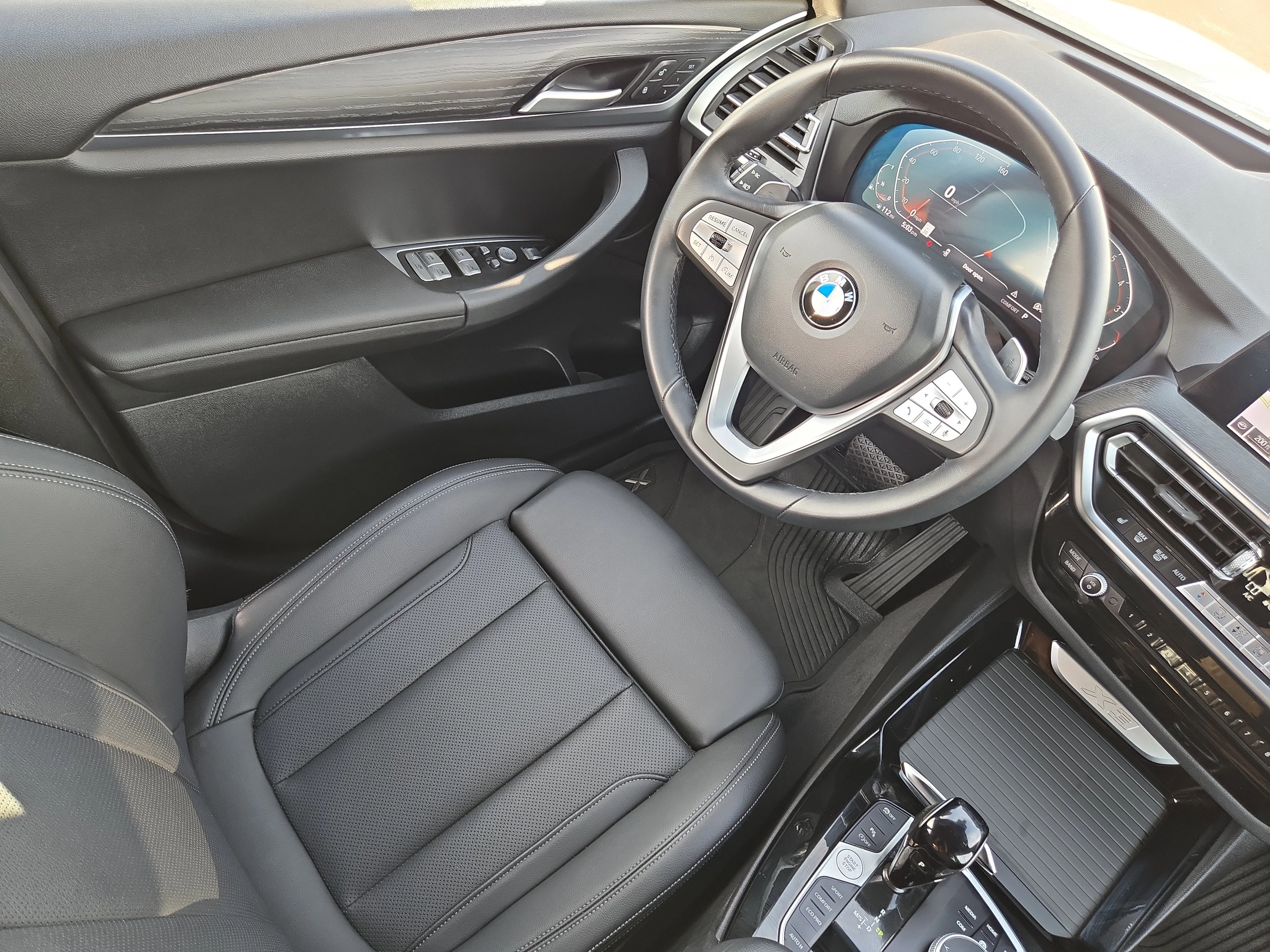 Used 2023 Alpine White BMW sDrive30i image 21