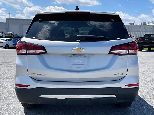 Used 2022 SILVER ICE METALLIC Chevrolet LT image 6