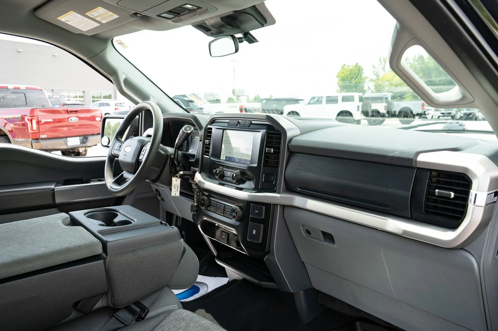 Used 2023  Ford XLT image 21