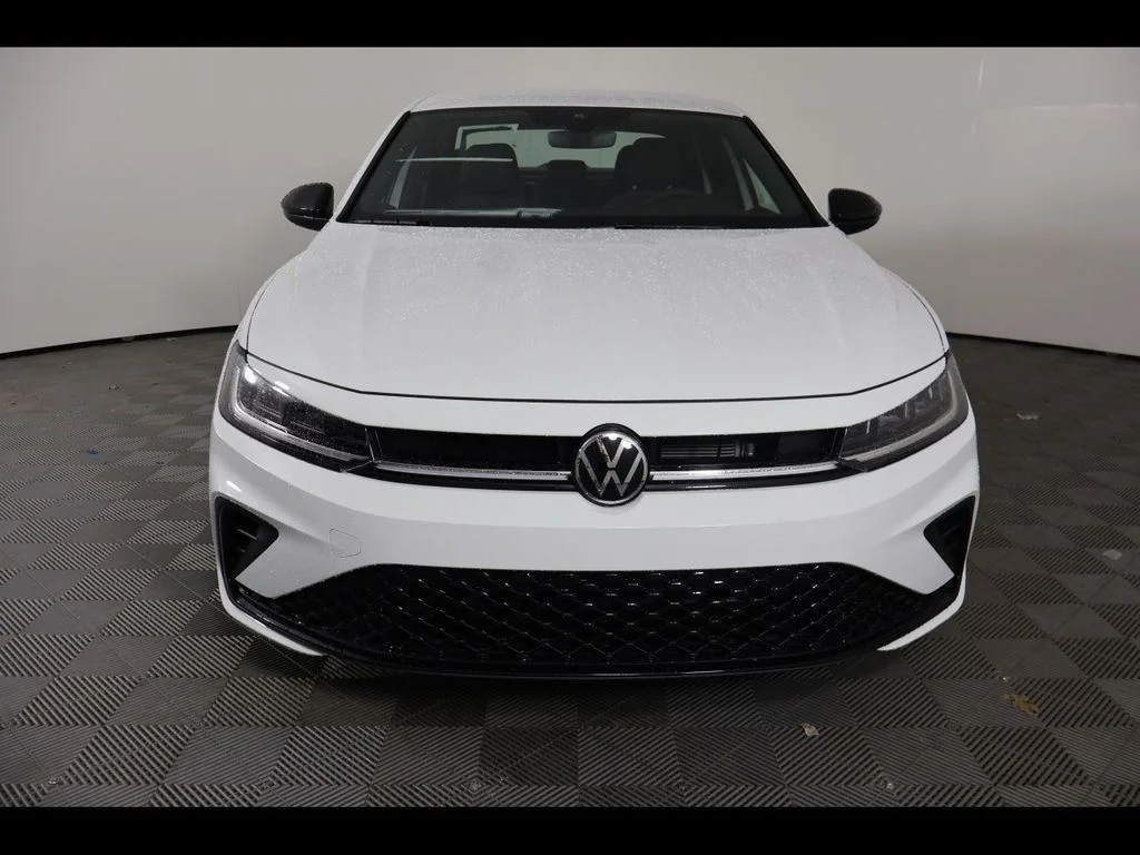 2026 Volkswagen Jetta Sport - Photo 8