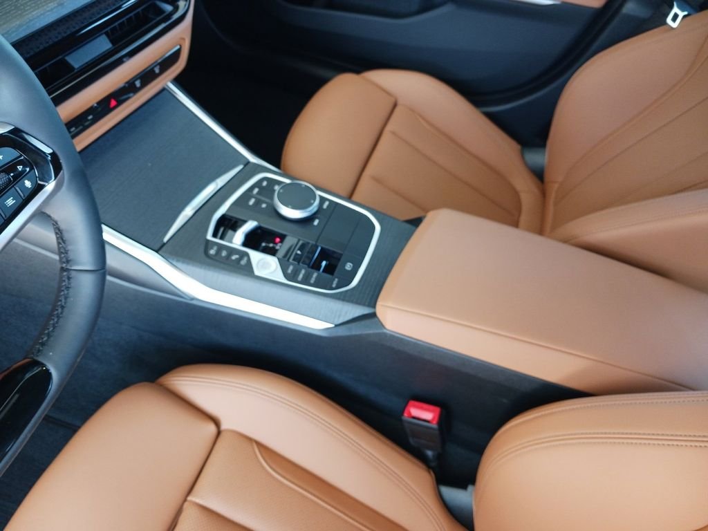 Used 2025 Black BMW 330i image 11