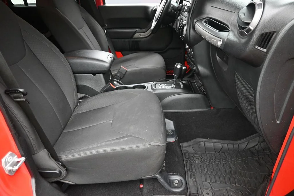 Certified Used 2018 Red Jeep Unlimited Sport image 9