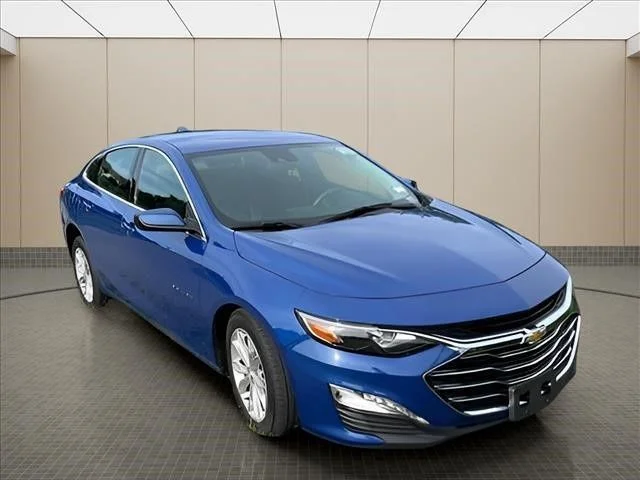 Used 2023 Blue Chevrolet LT image 8