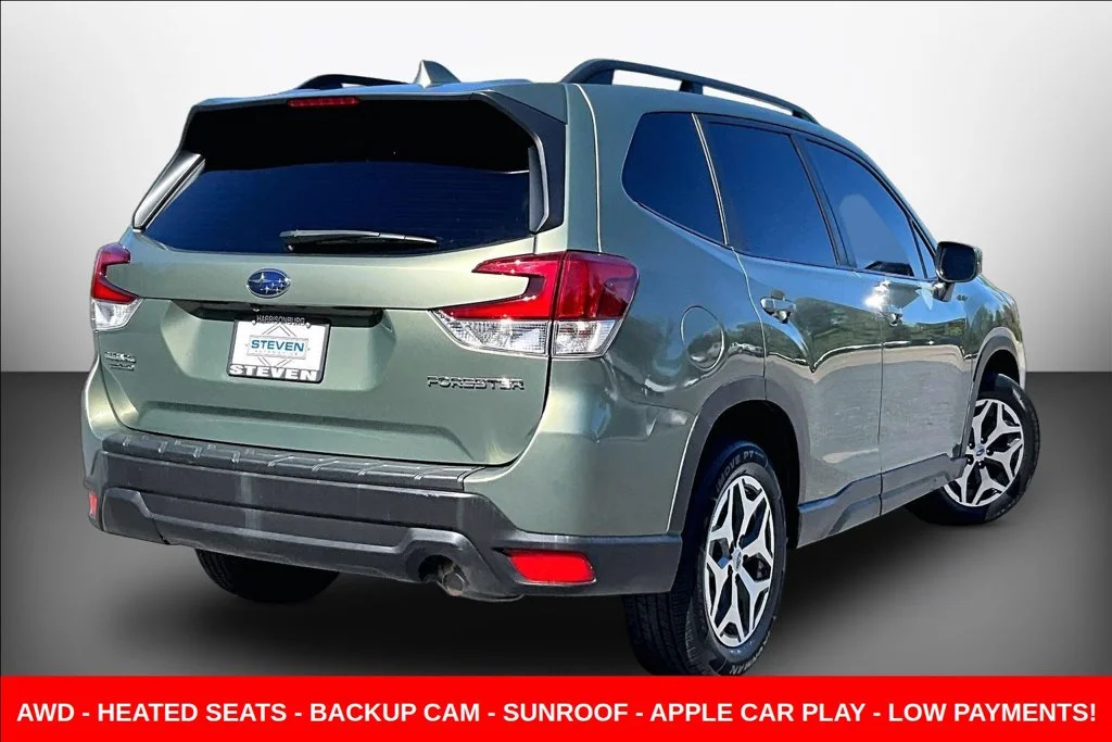 Used 2019 Green Subaru Premium image 6