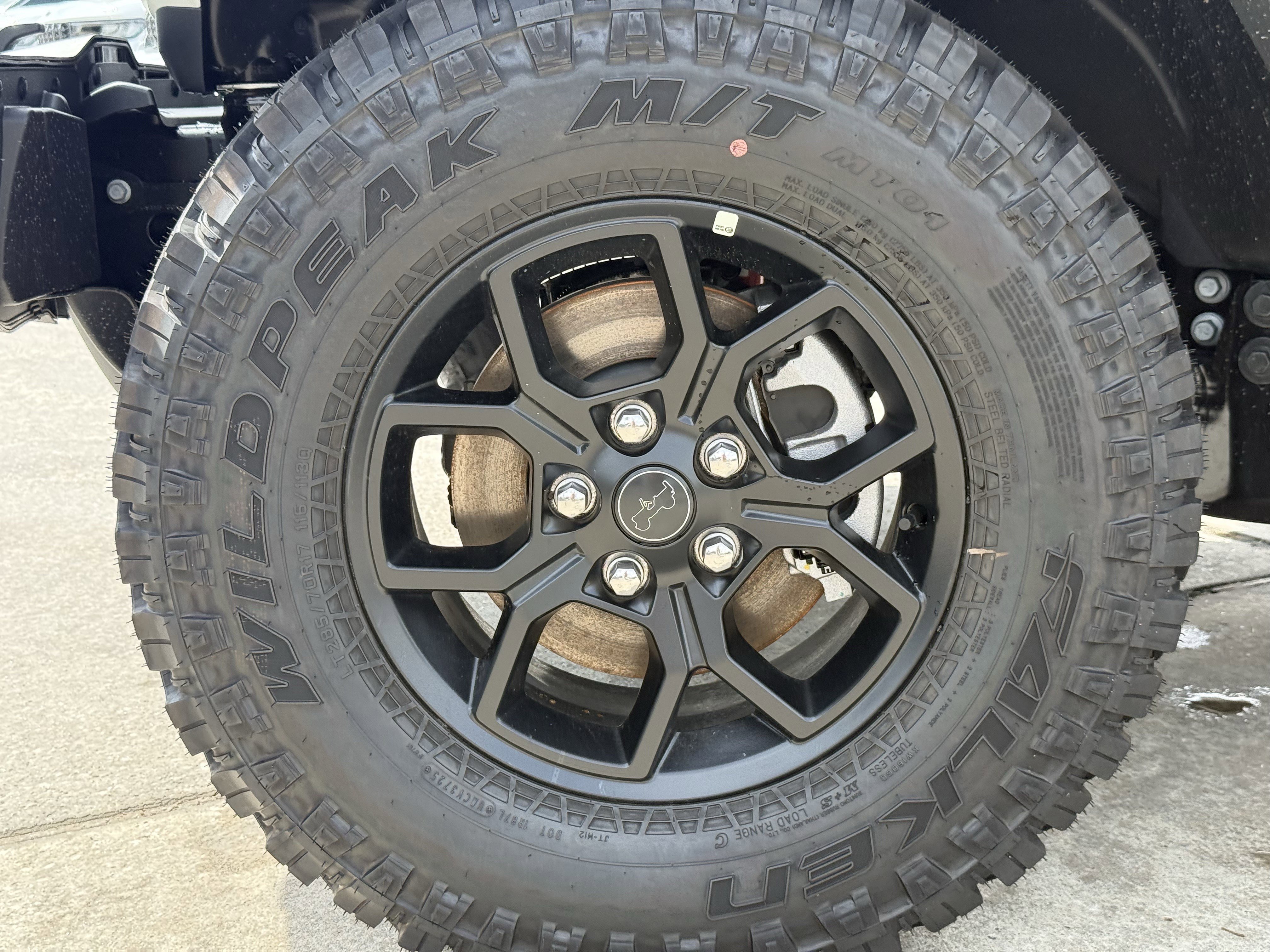 New 2026 Bright White Clear-Coat Exterior Paint Jeep Willys image 8