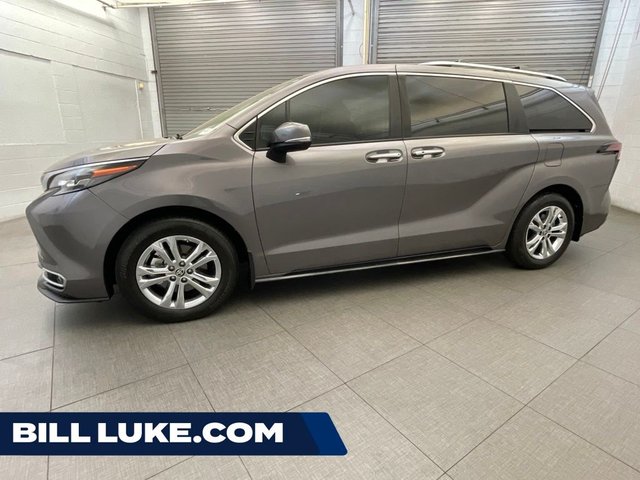 2024 Toyota Sienna Platinum 7 Passenger
