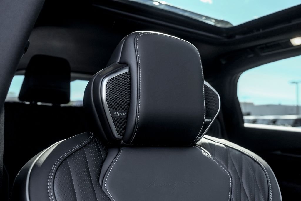 New 2027 GRAND BLUE INFINITI Autograph AWD image 26