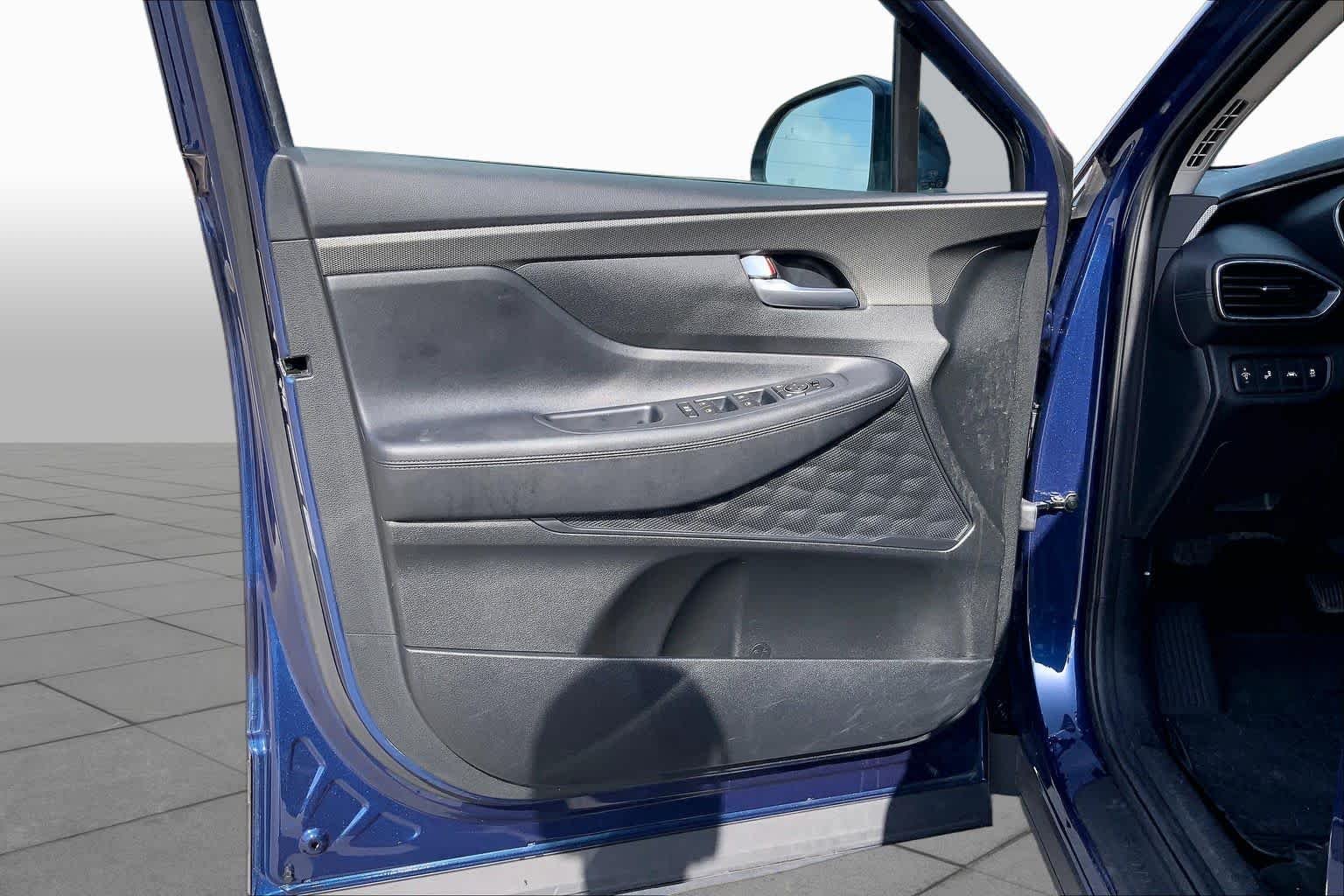 Used 2019 Stormy Sea Hyundai SE image 21