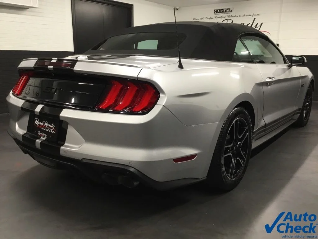 Used 2019 Silver Ford GT Premium image 21