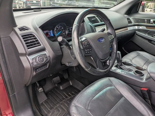 Used 2017 Red Ford Limited image 13