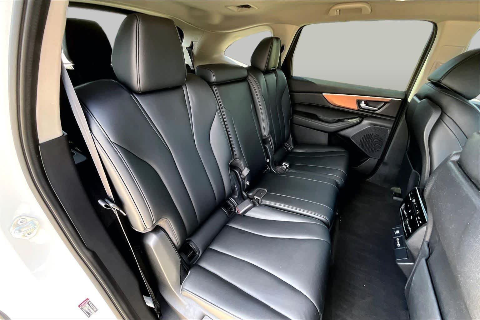 Used 2022 Platinum White Pearl Acura  image 20