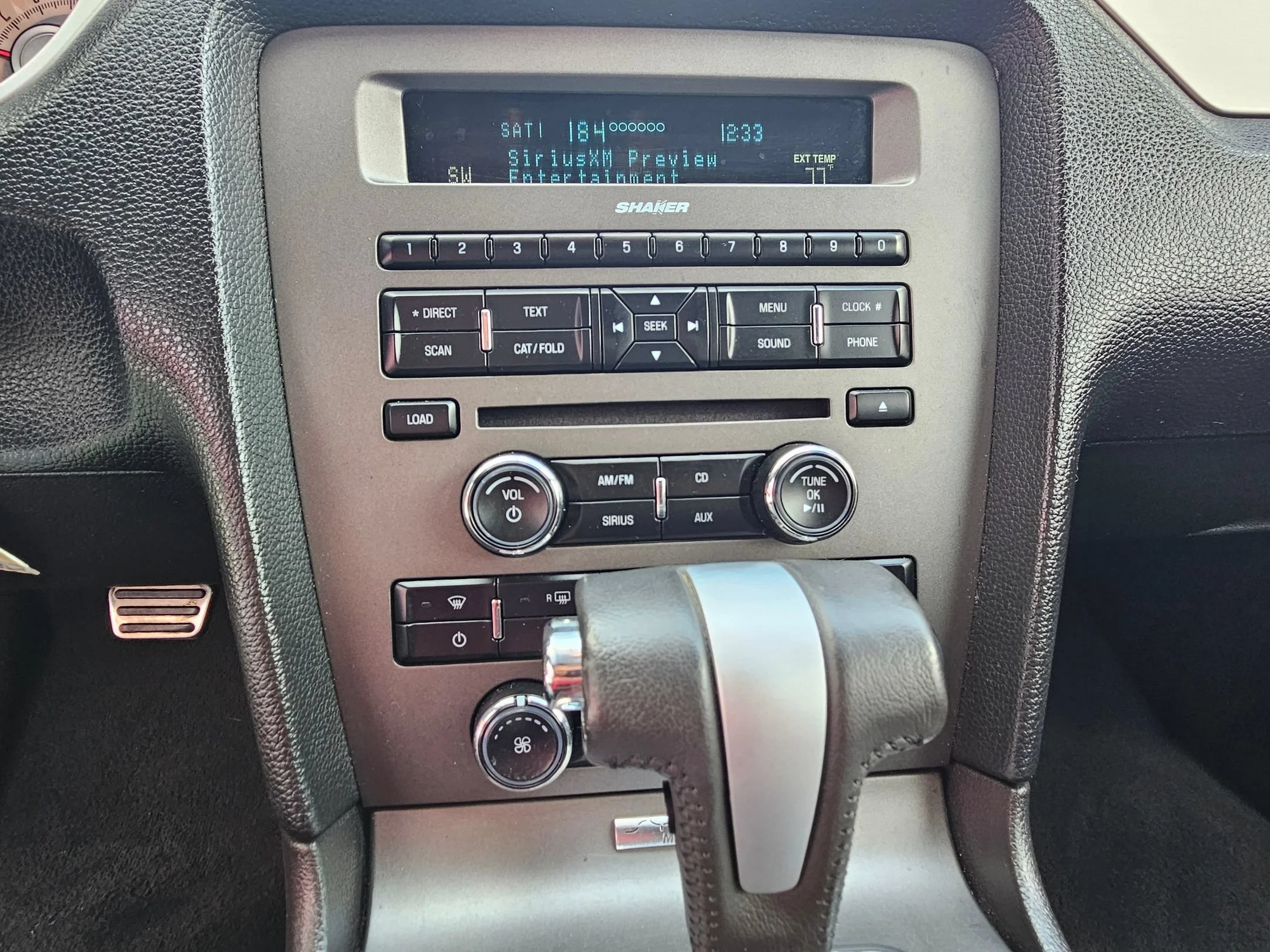 Used 2010 Brilliant Silver Metallic Ford GT Premium image 14