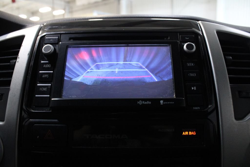 Used 2015 Pyrite Mica Toyota Base image 3