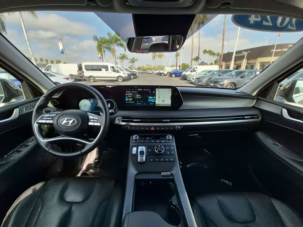 Used 2024 Black Hyundai Limited image 28